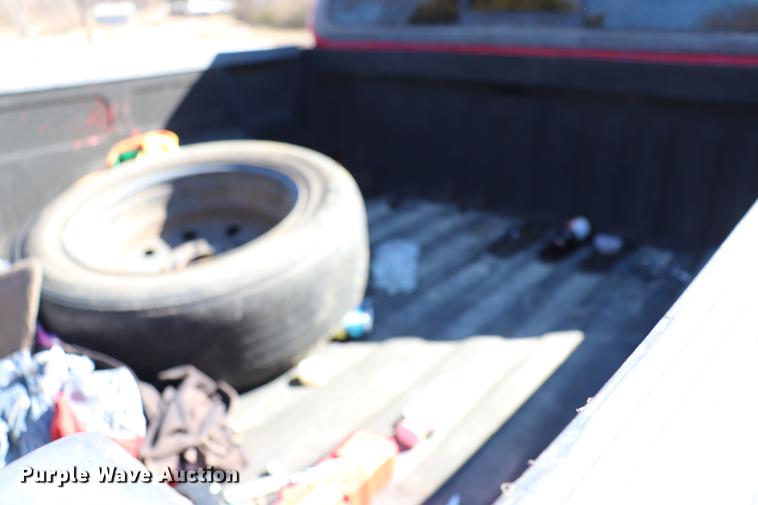 image for item EC9472 2001 Ford F150 Lariat SuperCrew pickup trick