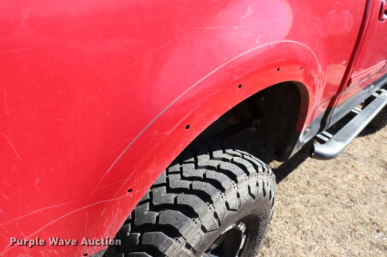 image for item EC9472 2001 Ford F150 Lariat SuperCrew pickup trick