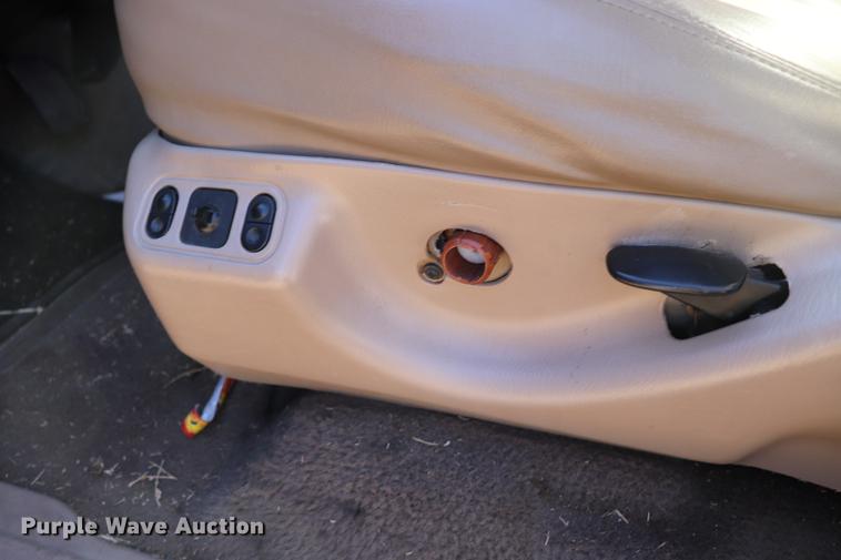 image for item EC9472 2001 Ford F150 Lariat SuperCrew pickup trick