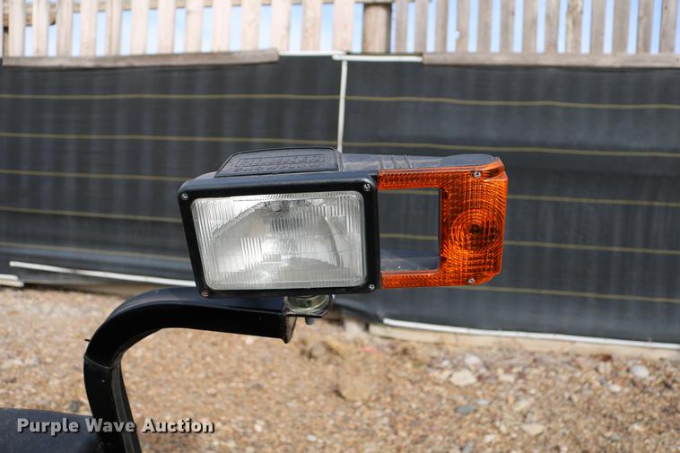 image for item EH9585 Hiniker snow plow