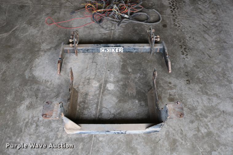 image for item EH9585 Hiniker snow plow