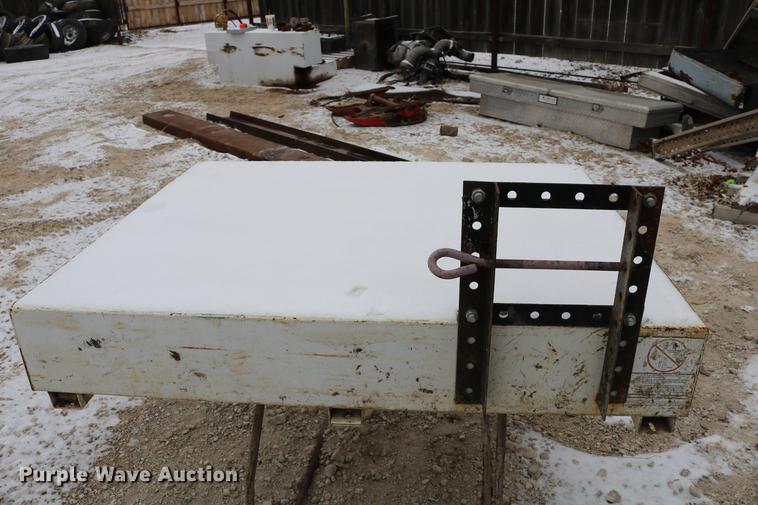 image for item EH9651 Automotive equipment