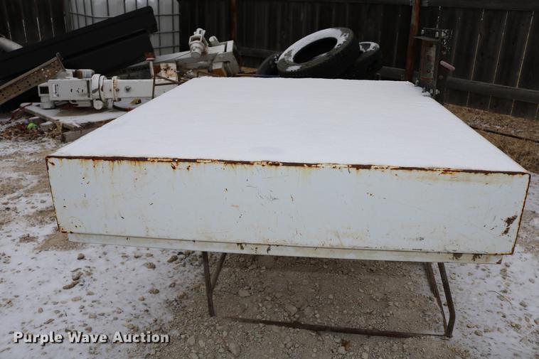 image for item EH9651 Automotive equipment