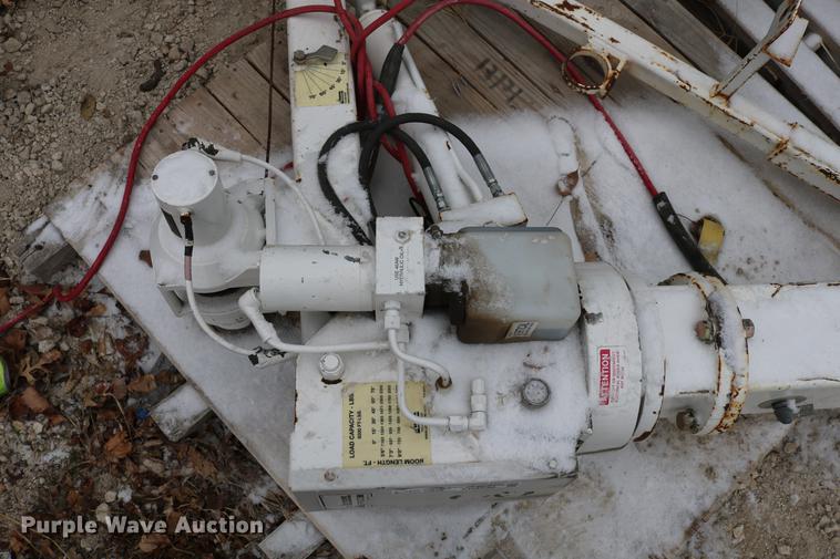 image for item EH9730 (2) Liftmore cranes