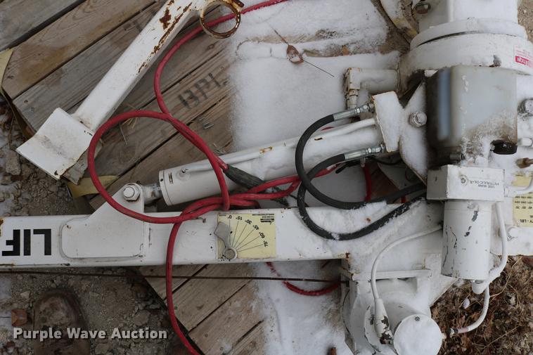 image for item EH9730 (2) Liftmore cranes