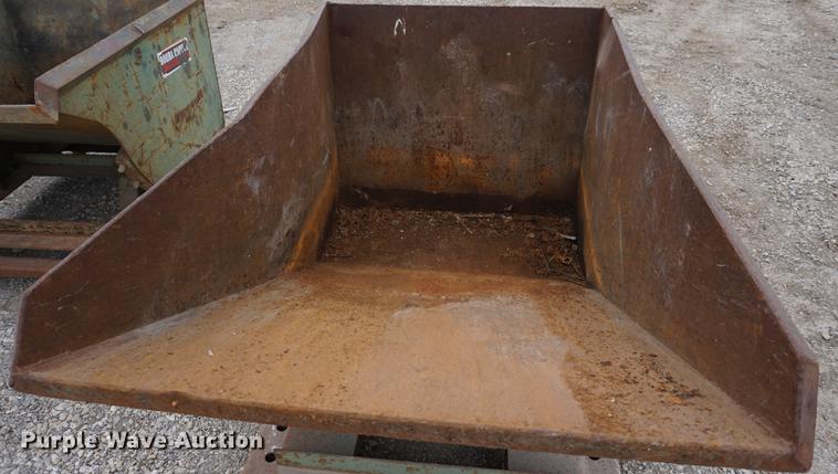 image for item EJ9250 (3) dump hoppers