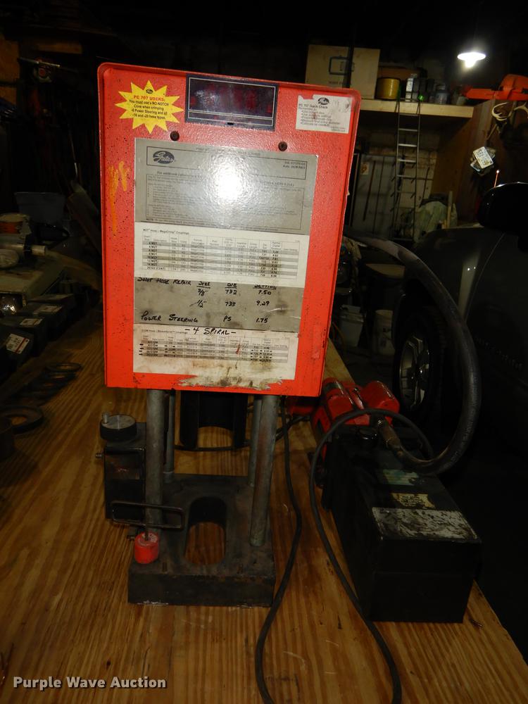 image for item EN9005 Gates Power Crimp 707 crimper