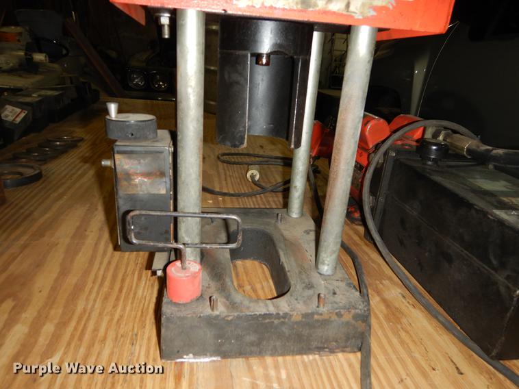 image for item EN9005 Gates Power Crimp 707 crimper