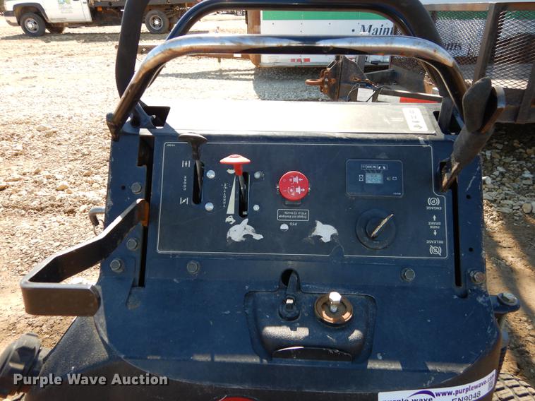 image for item EN9048 Ex Mark VT24KAS484 ZTR lawn mower