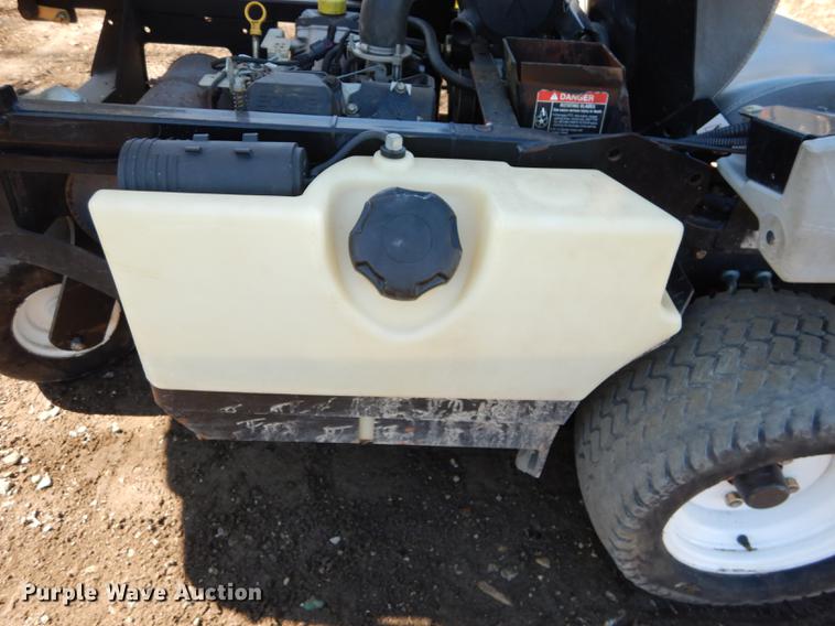 image for item EN9050 Ex Mark Navigator ZTR lawn mower