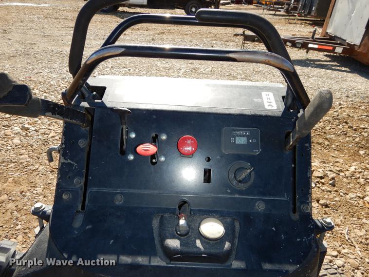 image for item EN9054 Ex Mark VT651KA484 ZTR lawn mower