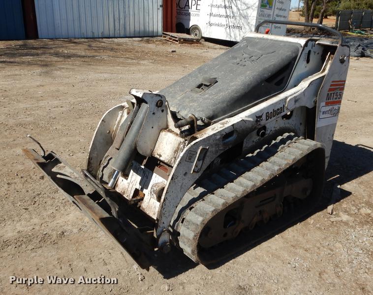 image for item EN9056 2008 Bobcat MT55 compact utility loader