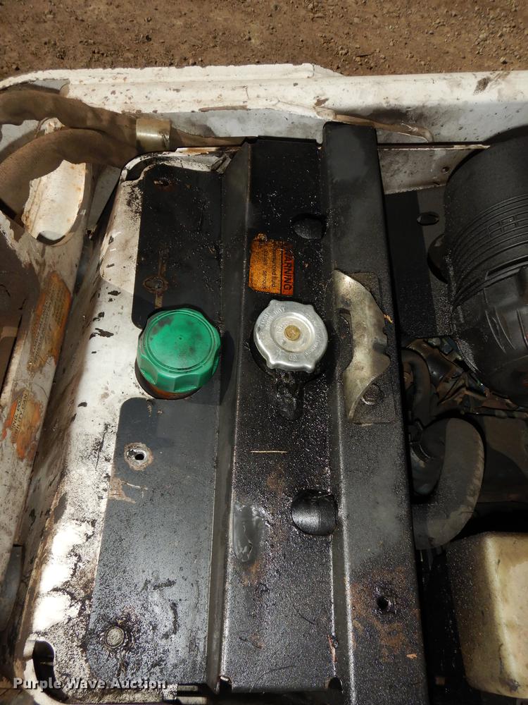 image for item EN9056 2008 Bobcat MT55 compact utility loader