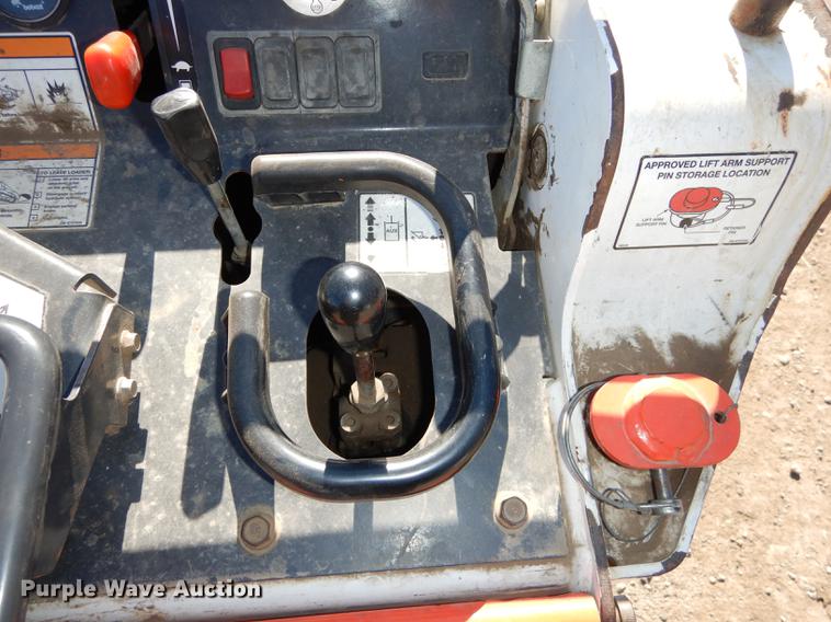 image for item EN9056 2008 Bobcat MT55 compact utility loader