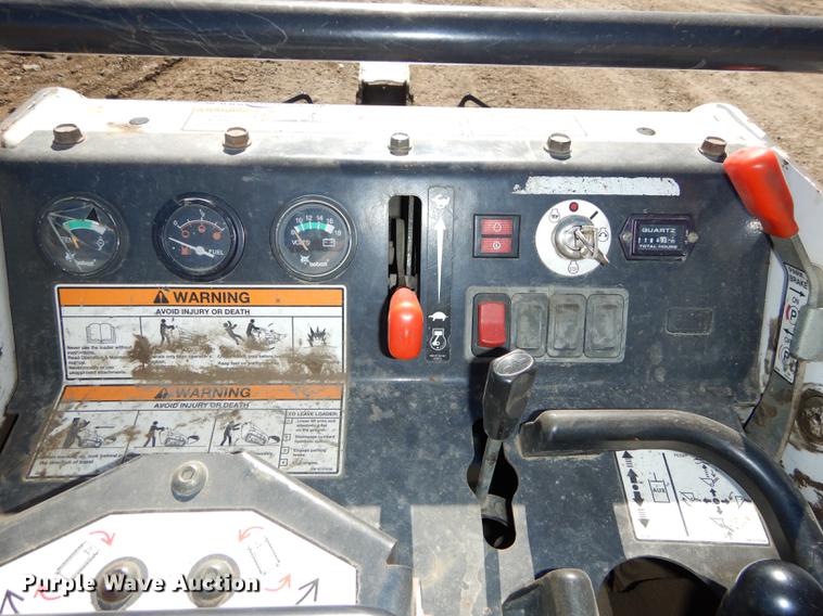 image for item EN9056 2008 Bobcat MT55 compact utility loader