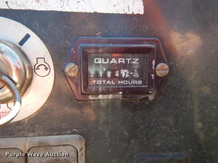 image for item EN9056 2008 Bobcat MT55 compact utility loader