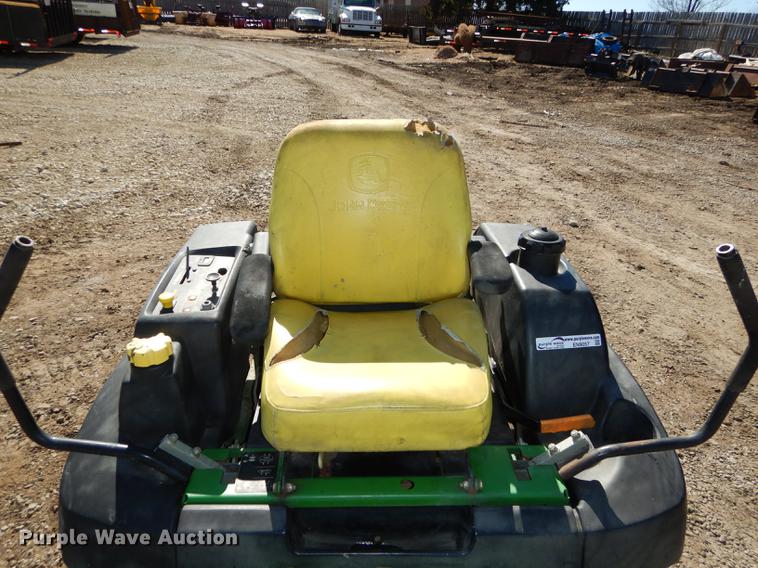 image for item EN9057 John Deere 737 Z-Trak ZTR lawn mower