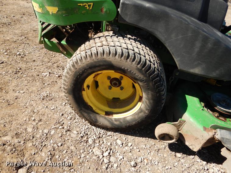 image for item EN9057 John Deere 737 Z-Trak ZTR lawn mower