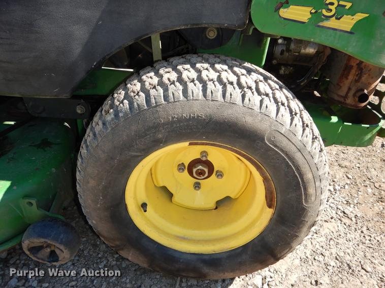image for item EN9057 John Deere 737 Z-Trak ZTR lawn mower