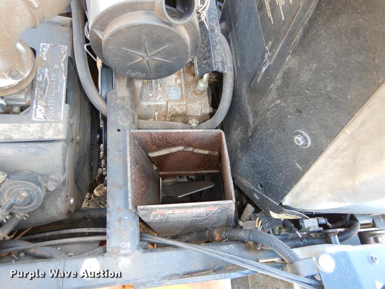 image for item EN9058 Ex Mark Navigator ZTR lawn mower