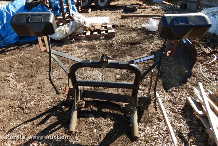 image for item EN9060 Lawn and garden equipment