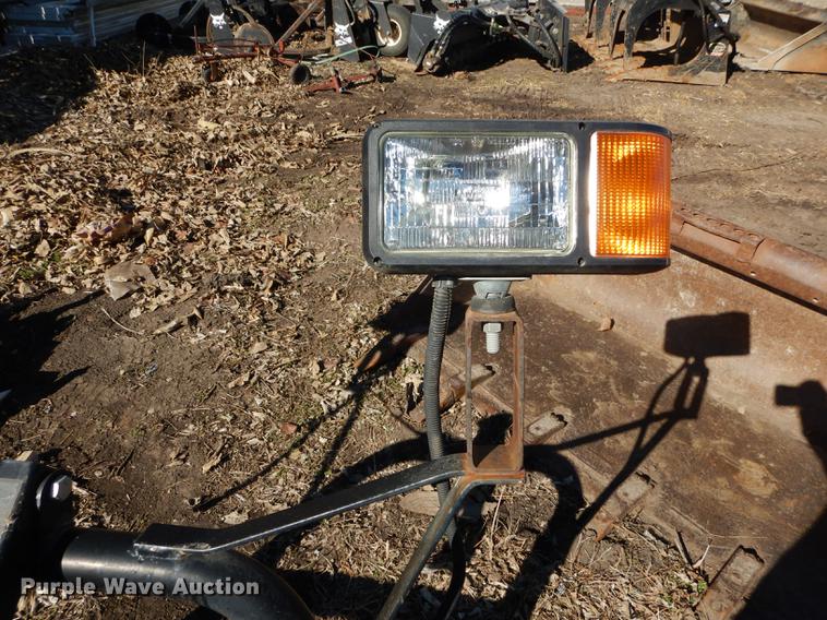 image for item EN9060 Lawn and garden equipment