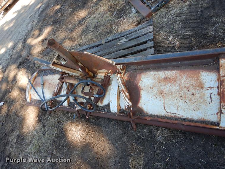 image for item EN9060 Lawn and garden equipment