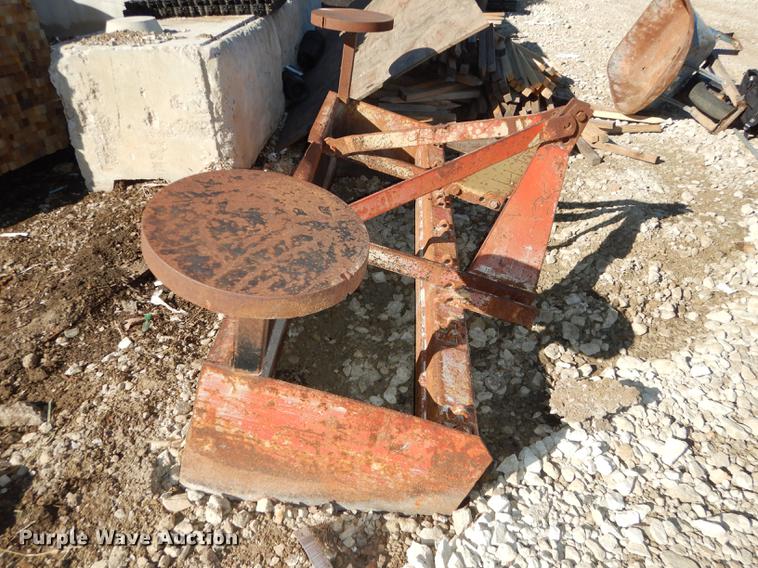 image for item EN9063 Ag equipment