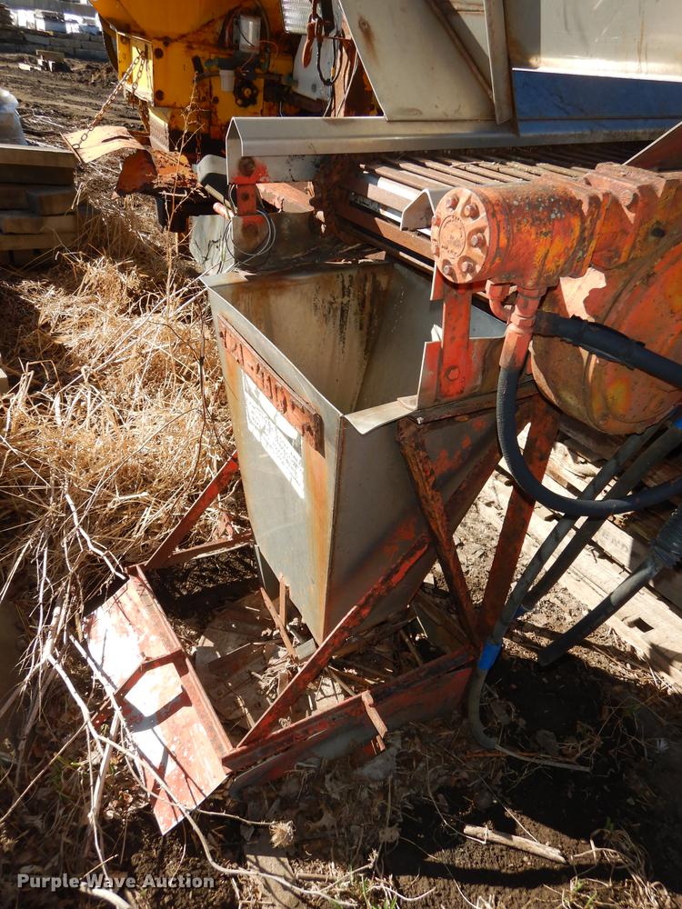 image for item EN9064 (2) V-box spreaders