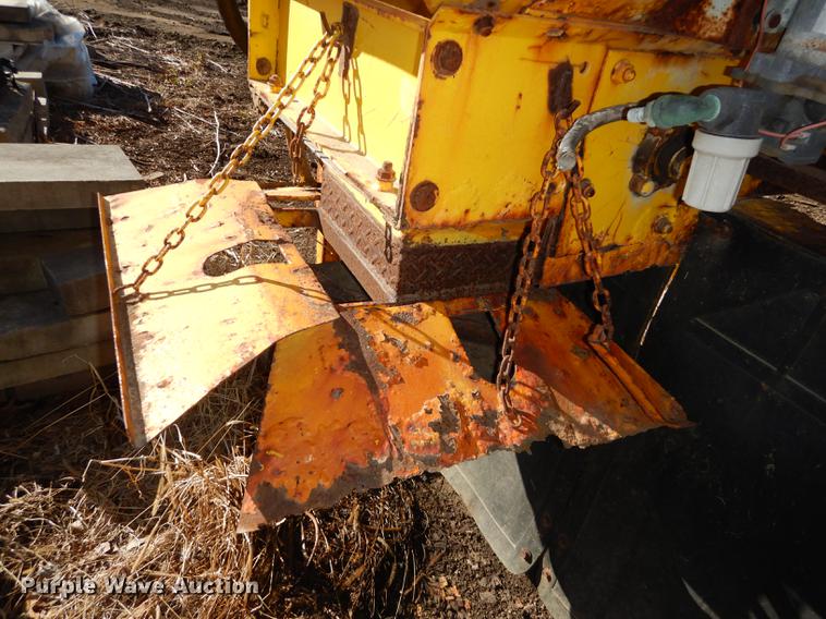 image for item EN9064 (2) V-box spreaders