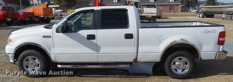 image for item L5653 2007 Ford F150 SuperCrew pickup truck