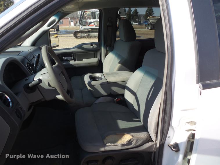 image for item L5653 2007 Ford F150 SuperCrew pickup truck