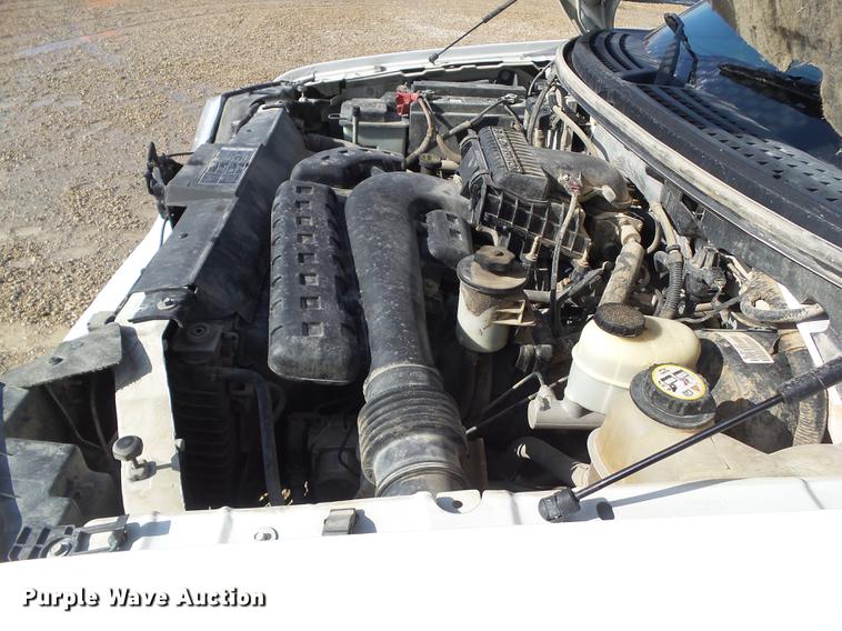 image for item L5653 2007 Ford F150 SuperCrew pickup truck