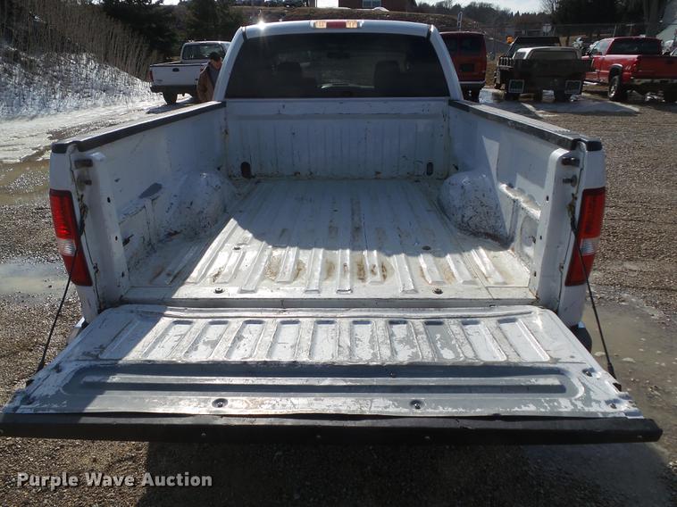 image for item L5653 2007 Ford F150 SuperCrew pickup truck