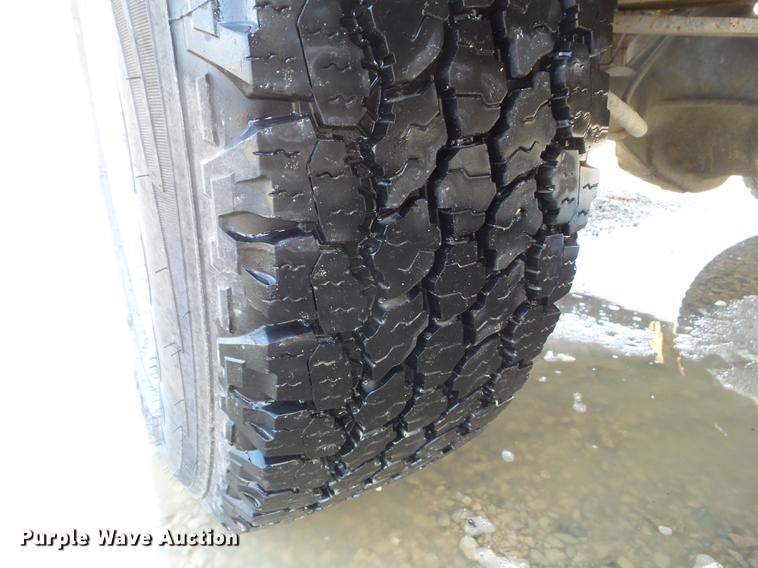 image for item L5653 2007 Ford F150 SuperCrew pickup truck