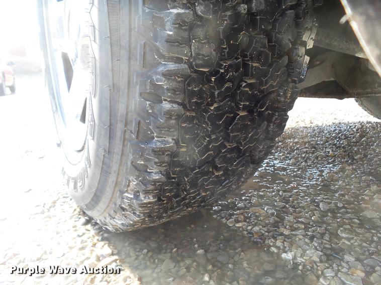 image for item L5653 2007 Ford F150 SuperCrew pickup truck