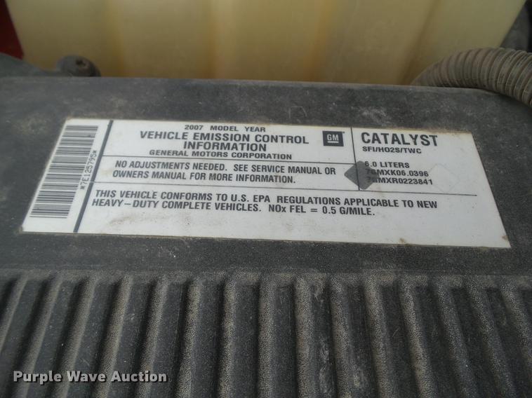 image for item L5656 2007 Chevrolet Silverado 2500HD Ext. Cab pickup truck