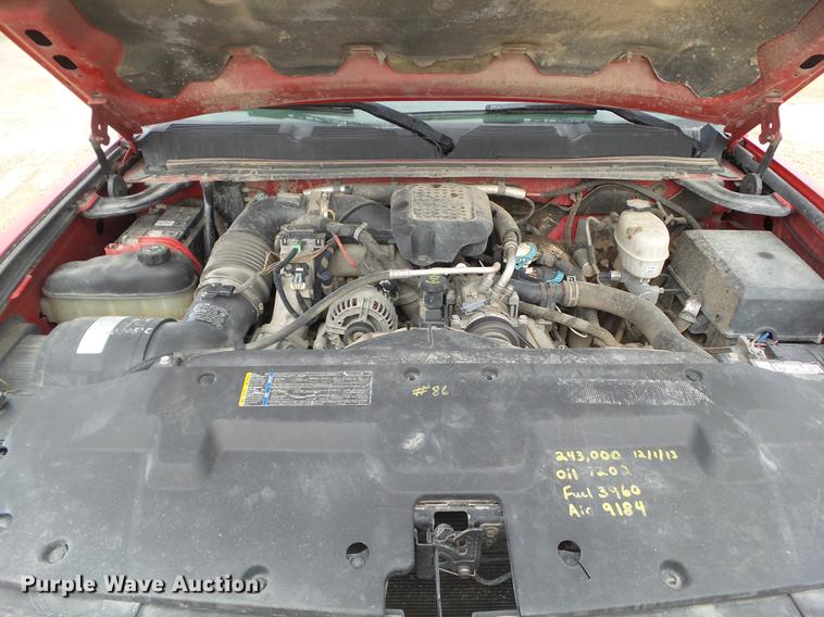 image for item L5657 2008 Chevrolet Silverado 2500HD Ext. Cab pickup truck