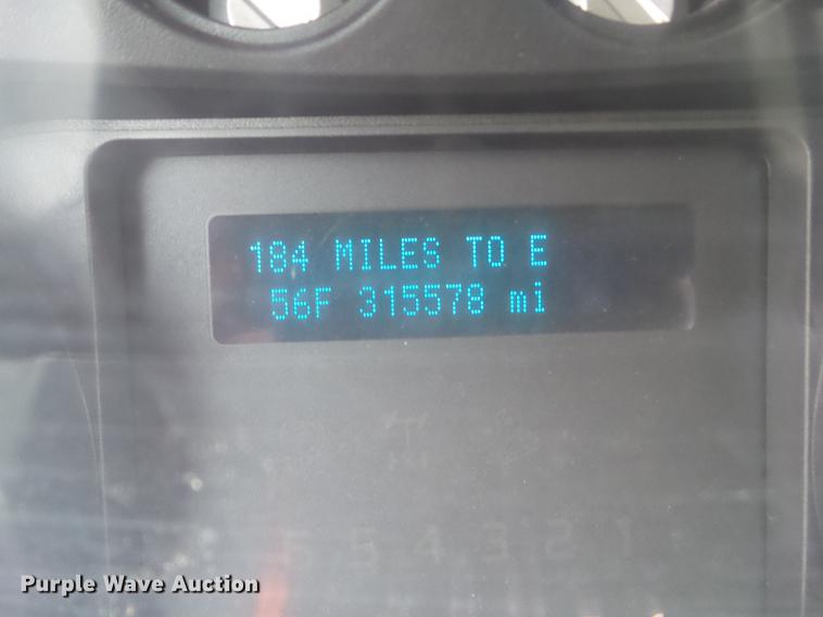 image for item L5658 2011 Ford F250 Super Duty SuperCab pickup truck