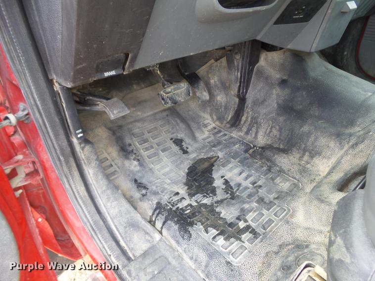 image for item L5658 2011 Ford F250 Super Duty SuperCab pickup truck