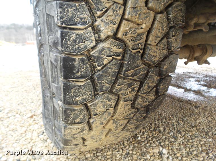 image for item L5658 2011 Ford F250 Super Duty SuperCab pickup truck