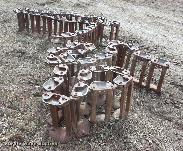 image for item AY9591 Steel skid steer tracks