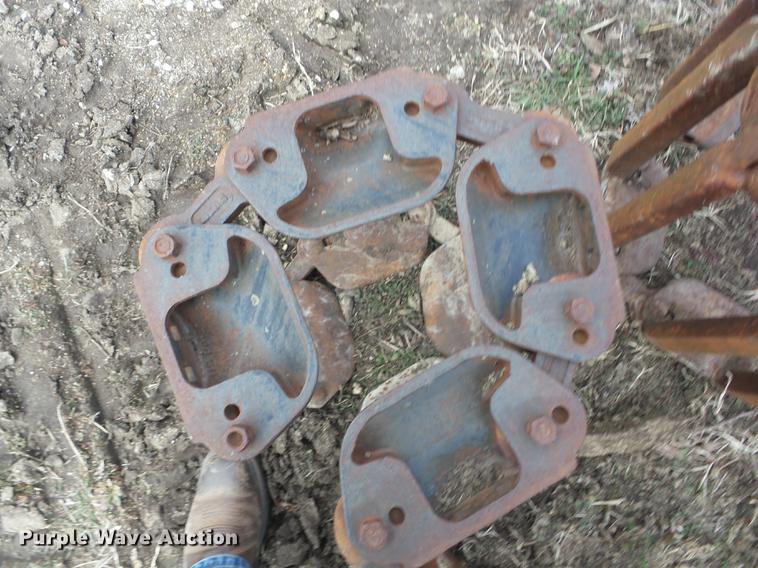 image for item AY9591 Steel skid steer tracks