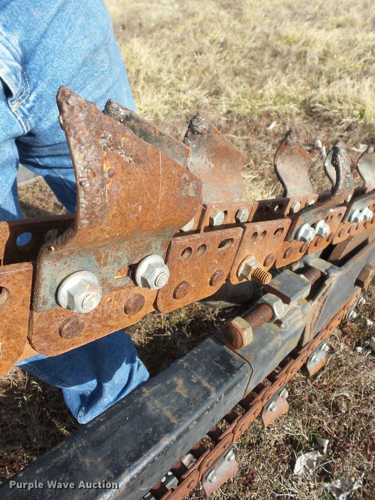 image for item AY9596 Bainter skid steer trencher