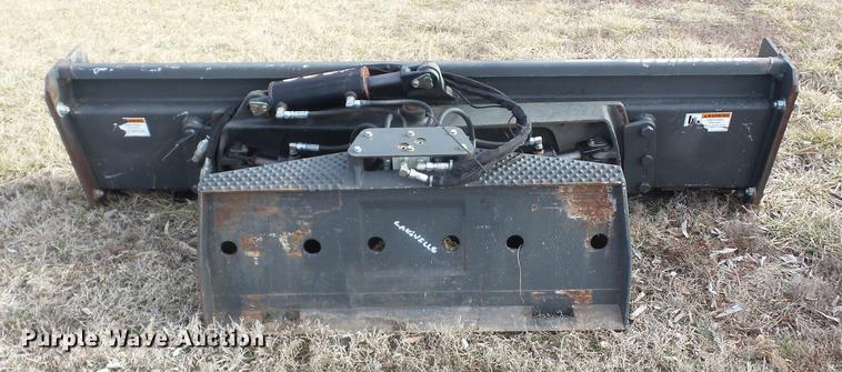 image for item AY9597 2008 Grouser 1300 skid steer dozer blade