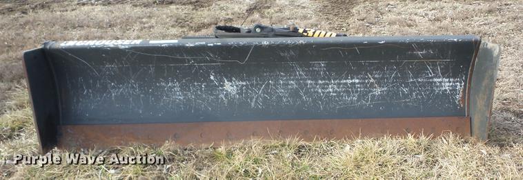 image for item AY9597 2008 Grouser 1300 skid steer dozer blade