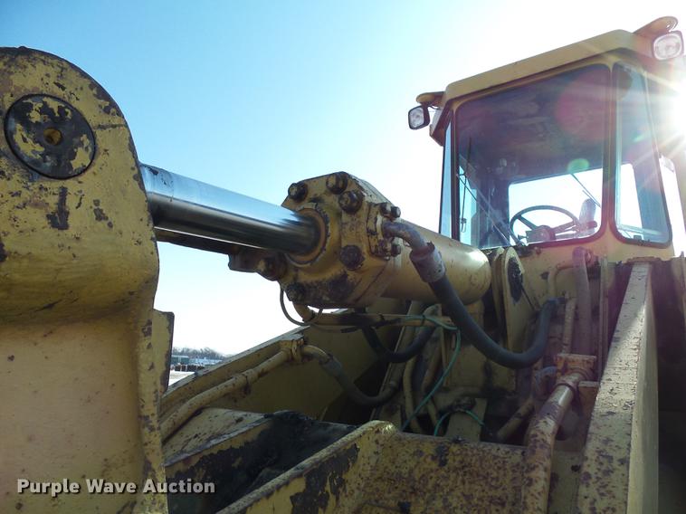 image for item DA3573 1982 Caterpillar 950B wheel loader
