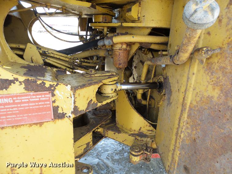 image for item DA3573 1982 Caterpillar 950B wheel loader