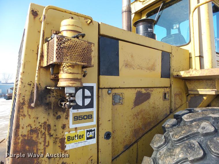 image for item DA3573 1982 Caterpillar 950B wheel loader
