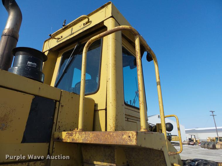 image for item DA3573 1982 Caterpillar 950B wheel loader